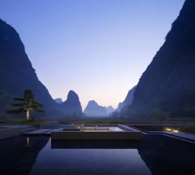 Four Seasons Yunqi Resort (Yangshuo Yulonghe Eternal Love Branch)
