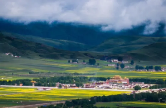 Kangding Gaqu Hot Spring Homestay