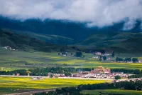 Kangding Gaqu Hot Spring Homestay