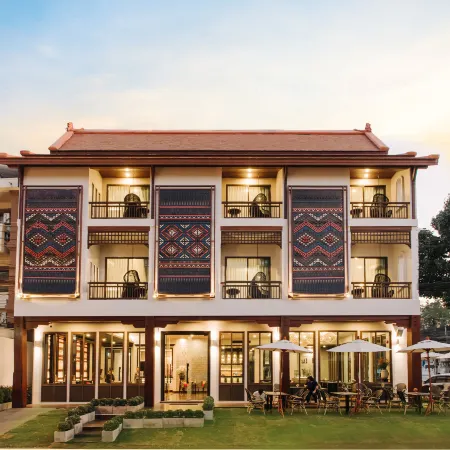 T.Heritage Hotel Отели рядом с достопримечательностью «Храм Ват-Пхра-Сингх»