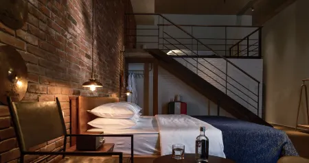 huipark Hotel Отели рядом с достопримечательностью «Pujin Park»