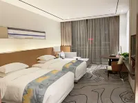 Lankao Chengbi Jianguo Hotel