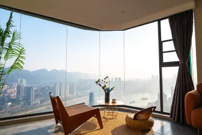 Chongqing Yushe Pereus High-altitude River View Homestay (Jiefangbei Hongyadong Branch)