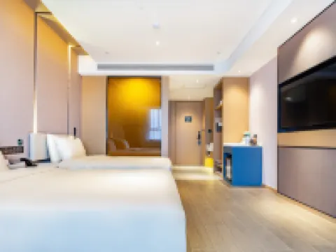 Atour Hotel Binhe West Road Peacock River Landscape Belt Korla Hotels in Korla