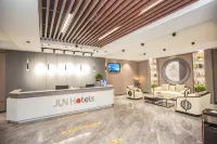 Junyi Hotel (Qinyang Qinbei Industrial Park)