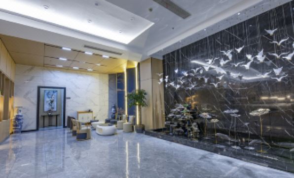 Shengzhou Qinman Hotel (Wuyue Plaza International Convention and Exhibition Center)