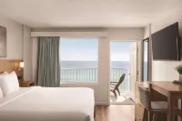 Radisson Panama City Beach - Oceanfront Hotels in Panama City Beach