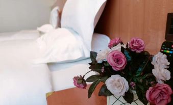 Yinchuan Kaida Mingde Hotel (Nanmen Square Xinhua Street)