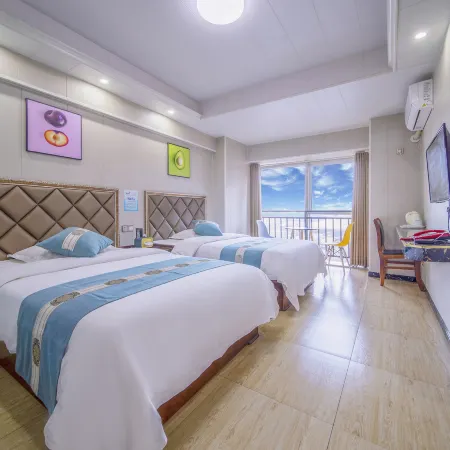 Xingchen Hotel (Changde Happy City Railway Station)