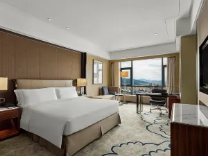 中山利和希爾頓飯店