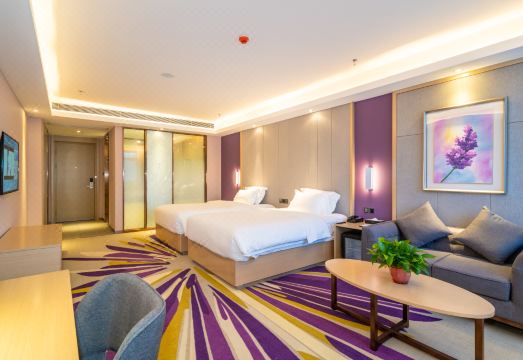 라방 호텔 객실 내부