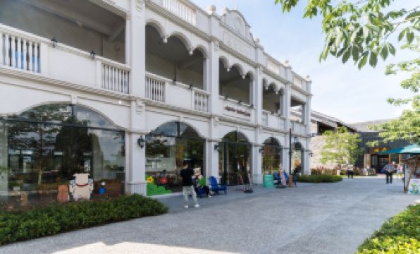 Livetour International Apartment(Jiangmen Heshan Gulao Watertown)