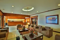 Hotel Palmyra Grand Inn - Kochi