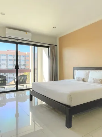 รูปภาพของดิ เอ็มไพร์ นิมมาน