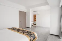 Lingya Apartment