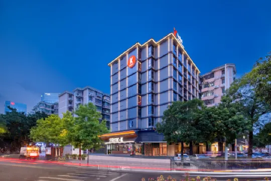 From.K Hotel (Guangzhou Zhujiang New Town&Tiyu West Road Branch)