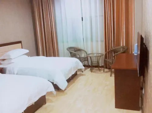 Banqiao Hotel (Banqiao Reservoir)