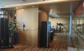 Holiday Inn Express Tangshan (Aegean Shopping Center Branch)