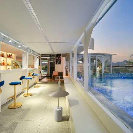 Global Village Elegant Lijiang Hotel (Guilin Two Rivers and Four Lakes Xiangbishan Branch)