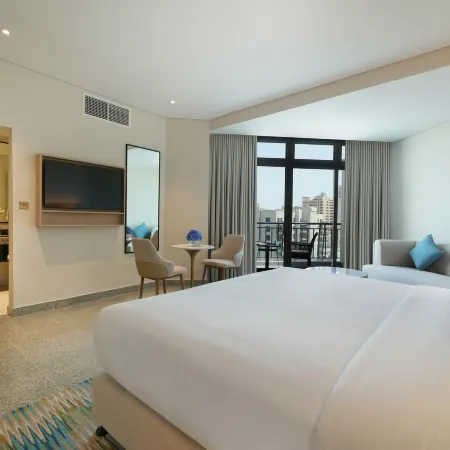 Arabian Park Dubai, an Edge by Rotana Hotel Отели рядом с достопримечательностью «Джадаф»