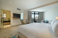 فندق أرابيان بارك دبي، إيدج من روتانا