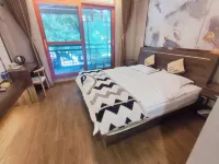 Langzhong Langshui Impression Hotel