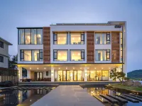Furong Town Xiangzuo Yinyushe Homestay Hotels in Yongshun
