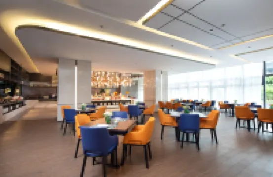 海口東站希爾頓歡朋酒店