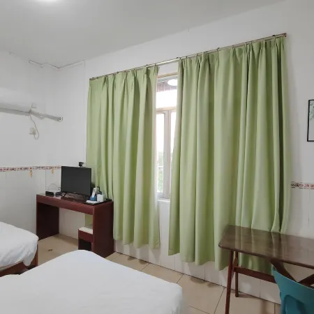 Qianhe Hotel