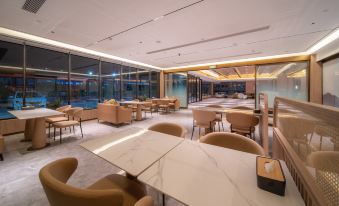 Starway Hotel( Luoyang Nanchang Road)