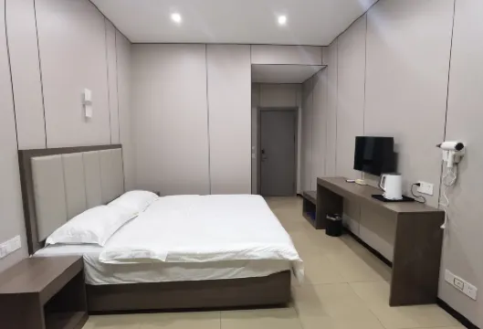鞋城ホテル