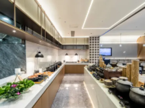 Nanyang Wuyue Plaza Zhongjing Avenue Atour Hotel Hotels in Nanyang