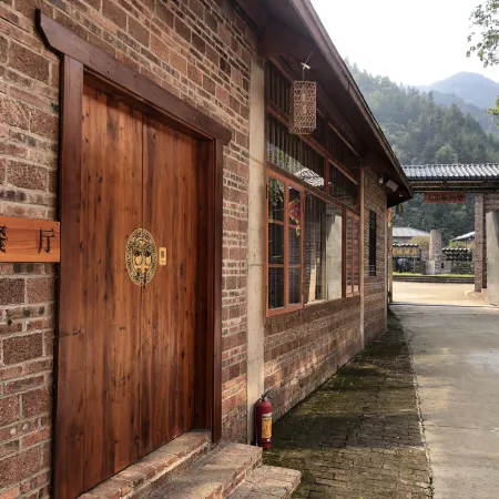 Yingde Qilixia Winery Homestay