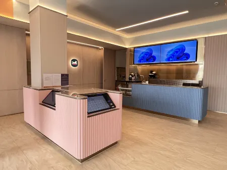 HanTing Hotel (Shanghai Huinan Subway Station) Отели рядом с достопримечательностью «Shanghai Institute of Health Science Pudong New Area Branch»