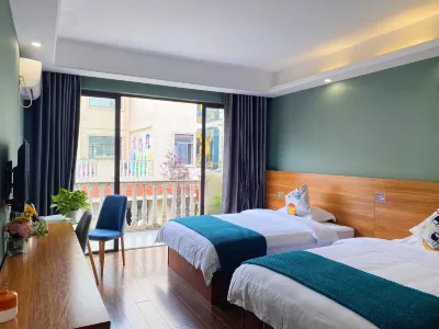 mingzhou hotel