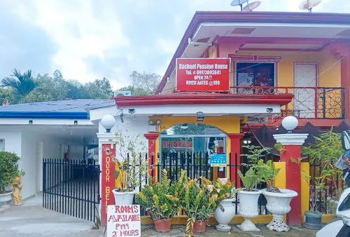 RedDoorz @ Rachael Pension House - Homestay