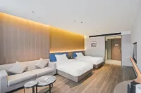 Manlan Hotel