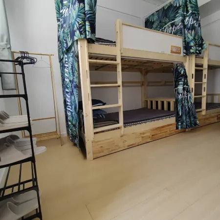 WEIFENG     HOMESTAY