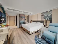 Echarm Hotel(Guangzhou Yongqing Square Shangxiajiu Pedestrian Street) Hotels near Li Wan
