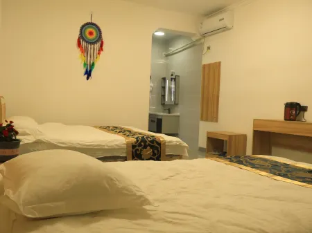 Kurdish Ningxuan Tingxuanshe Homestay Отели рядом с достопримечательностью «Kurdning·Bai Rui Camp»