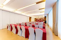 Shuigui Movie Hot Spring Hotel (Dezhou Tianqu Industrial Park Dezhou University)