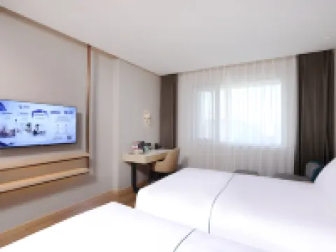 Magnotel Hotel (Anqing Huaining County Government) Hotels in Huaining