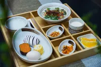 โรงแรมหยูเซ่อ โฮมสเตย์ (สาขาเมืองโบราณยี่ ฉู่สง) - พร้อมอาหารเช้า
