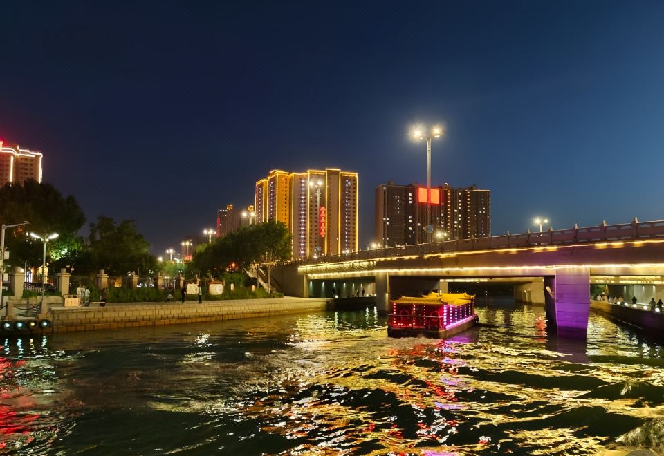 쿠얼러 호텔 내부