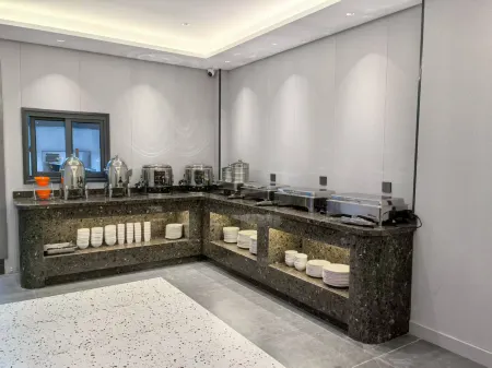 7 Days Inn Jingdezhen North Railway Station Branch Отели рядом с достопримечательностью «Fuliang Museum»