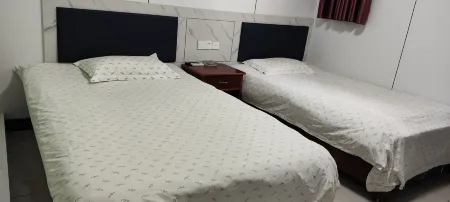 Hanshan Longcheng Hotel Отели рядом с достопримечательностью «Yuncao Ancient Town»