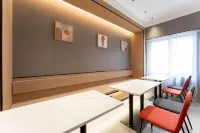 1027 Designer Hotel (Jinan Railway Station Branch)