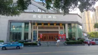 Dilunting International Hotel (Wansheng Yaocheng) Hotel a Wansheng