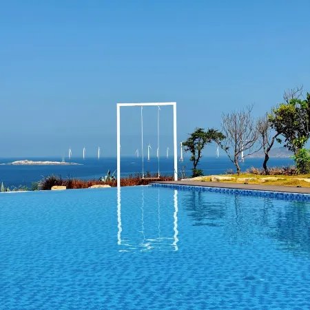 HEARTILY SEA VIEW MANOR