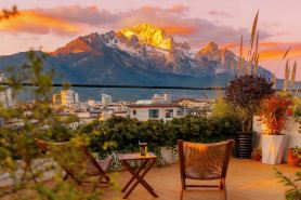 Lijiang Yueshang Snow View Hotel XUE SHAN INN (Old Town Dashuiche Store)